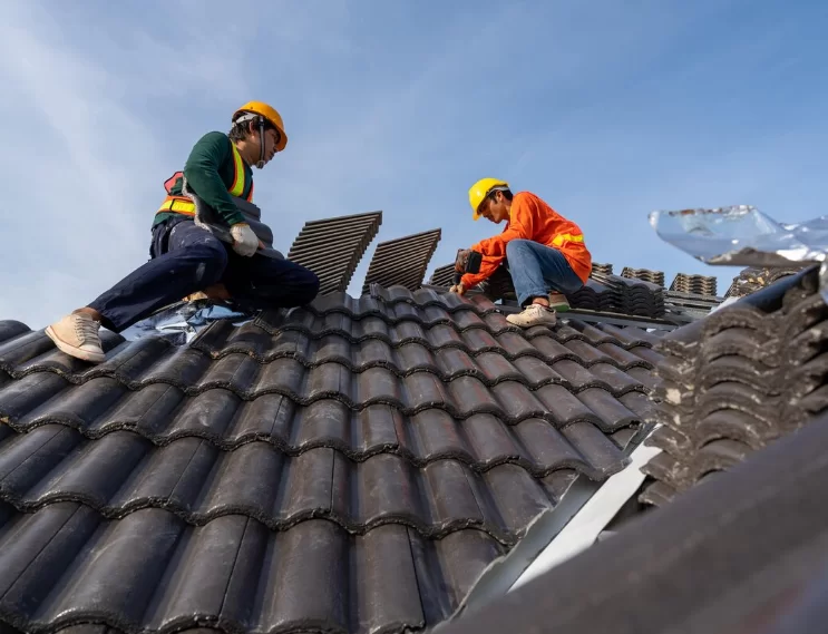 roofers patch floor