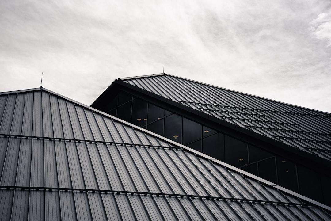 Why Choose Metal Roofs? Benefits and Drawbacks